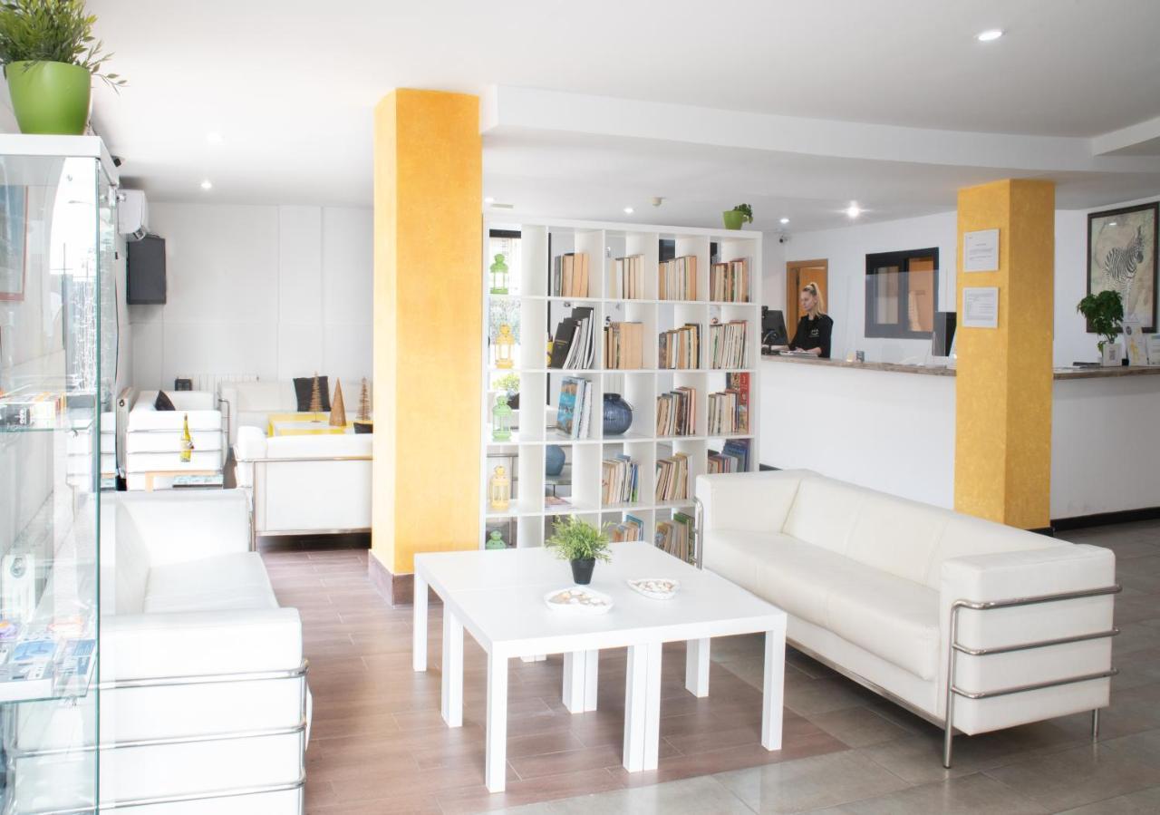Hotel Adia Playa