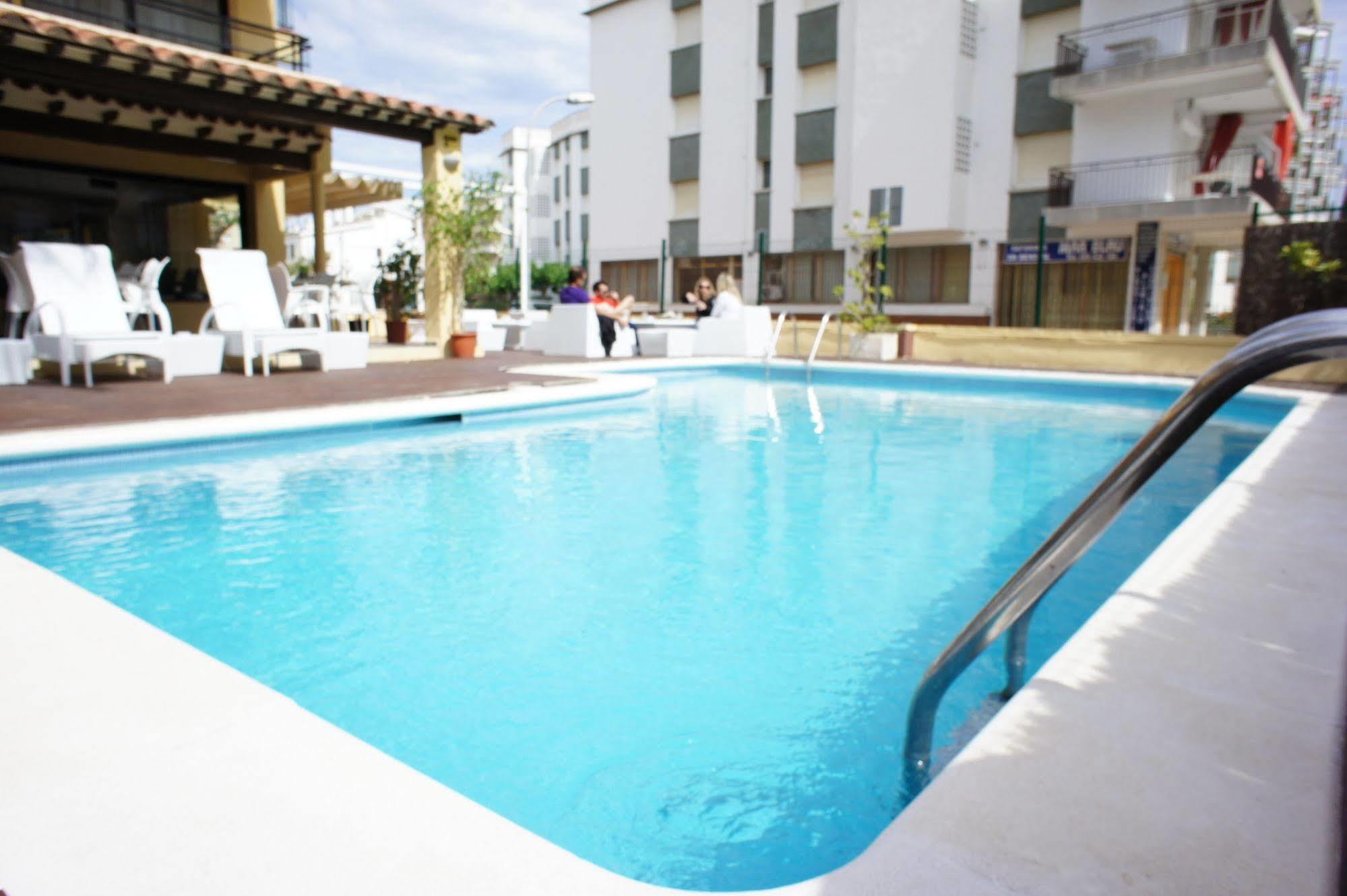 Adia Playa 3* Cunit